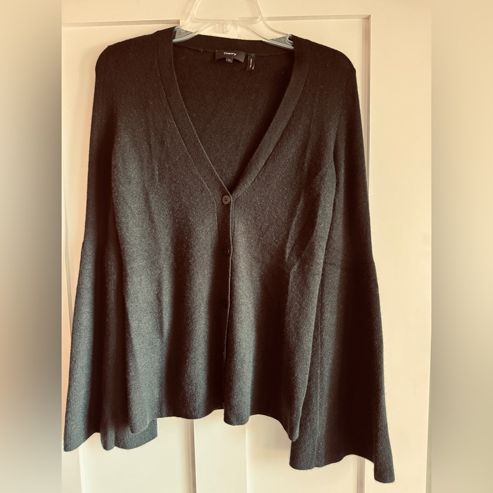 Theory Black V-Neck cashmere Cardigan w bell sleeves